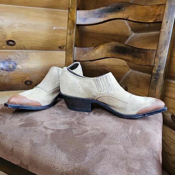 NOCONA BOOTS Women's Tan Suede Pointed Snake Toe Stacked Heel Western Ankle Boot - Picture 3 of 16